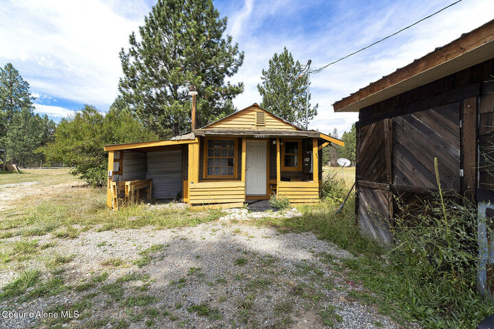 Property Photo:  11248 N Bruss Rd  ID 83858 