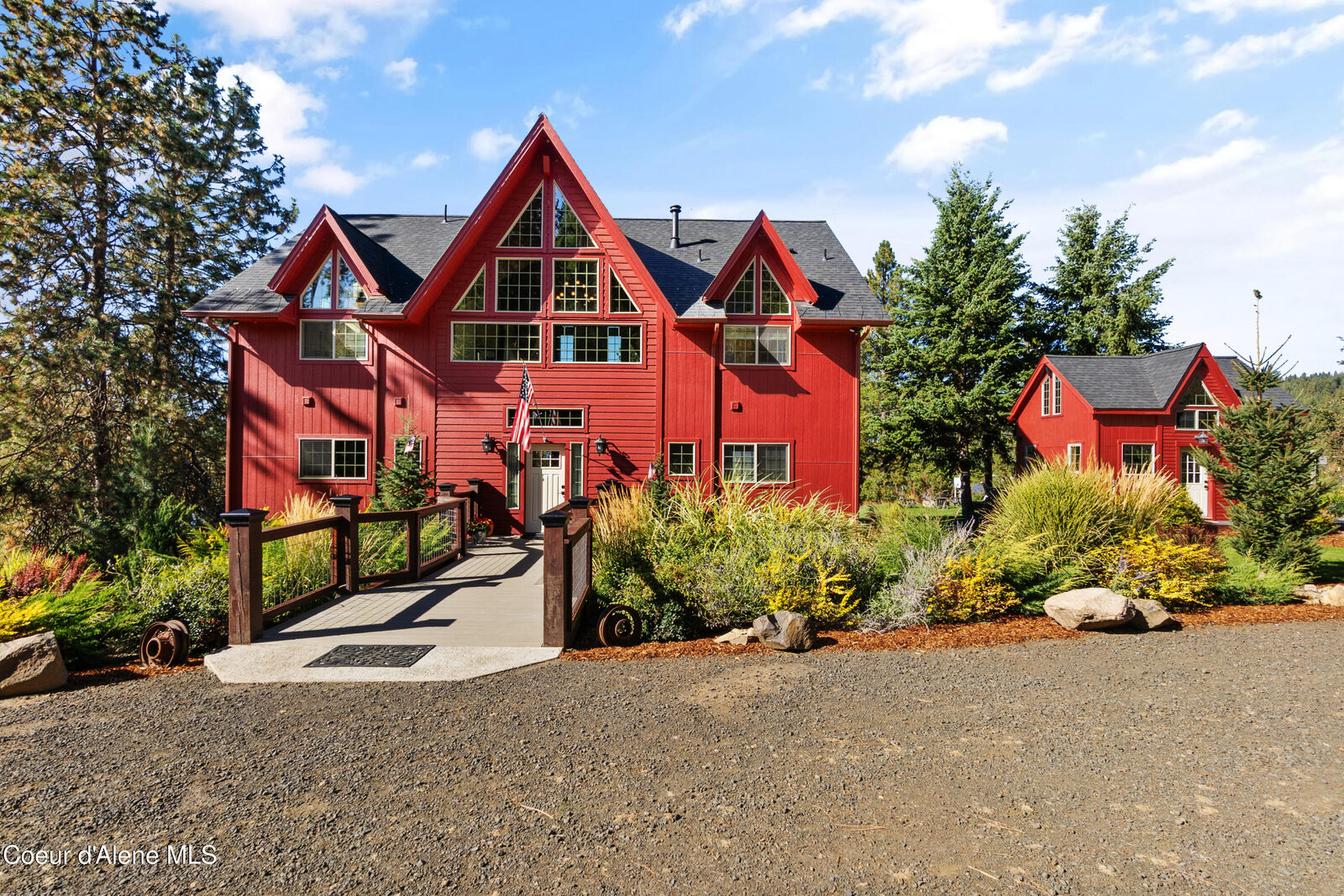 Property Photo: 1515 E Red Barn Rd ID 83833