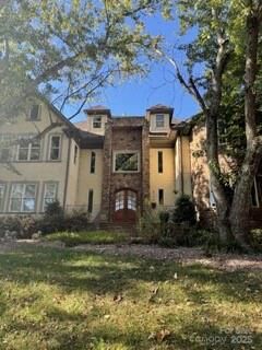 Property Photo:  2708 Chilton Place  NC 28207 