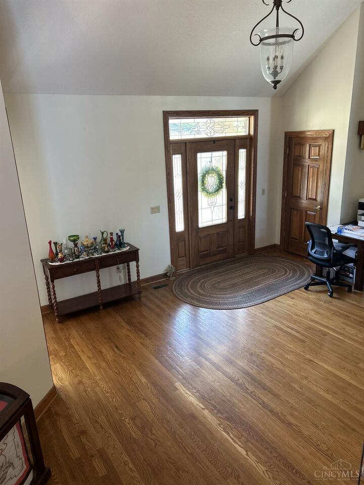 Property Photo:  1614 Hogue Road  OH 45013 