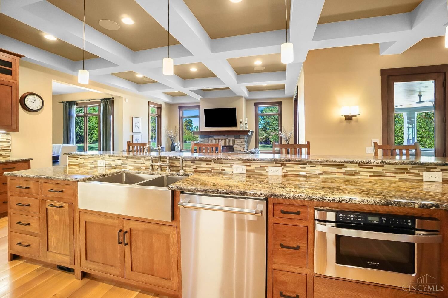 Property Photo:  8102 Kugler Mill Road  OH 45243 