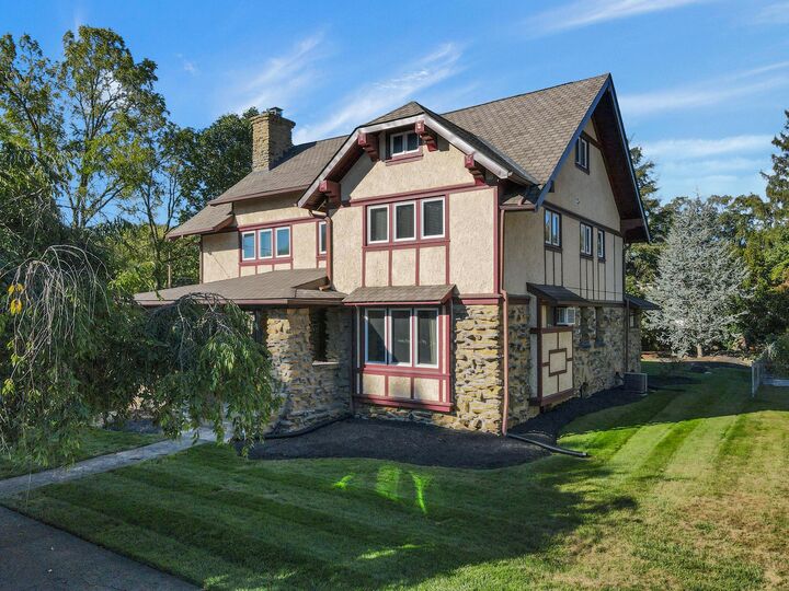 Property Photo: 9 Linden Avenue OH 43055