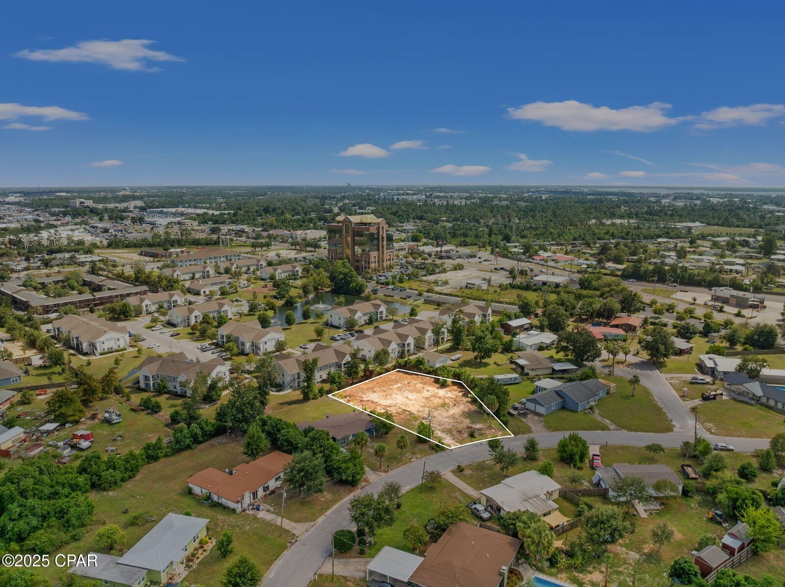 Property Photo:  152 Concord Circle  FL 32405