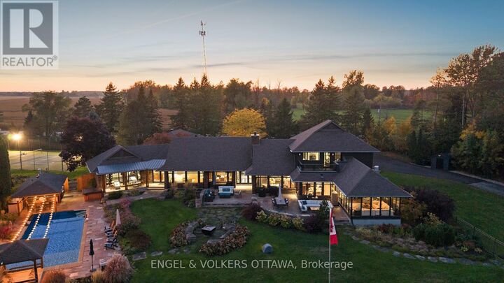 Photo de la propriété: 6351 Rideau Valley Drive North ON K4M 1B3