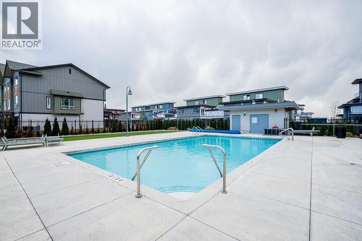 Property Photo: 2499 Rabbit Drive 226 BC V4M 0G4