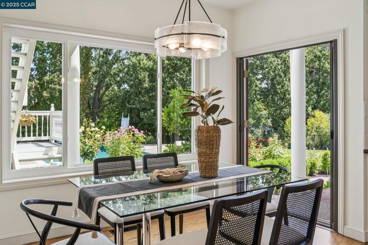 Property Photo: 2398 Ironwood Pl CA 94507