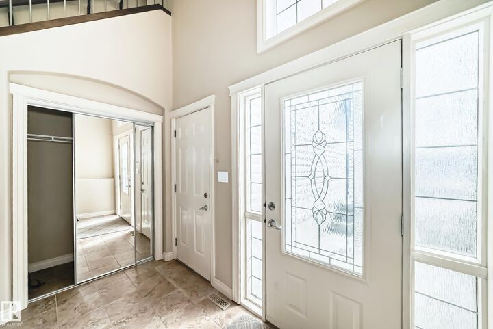 Property Photo: 12610 15 Avenue SW 13 AB T6W 1X1