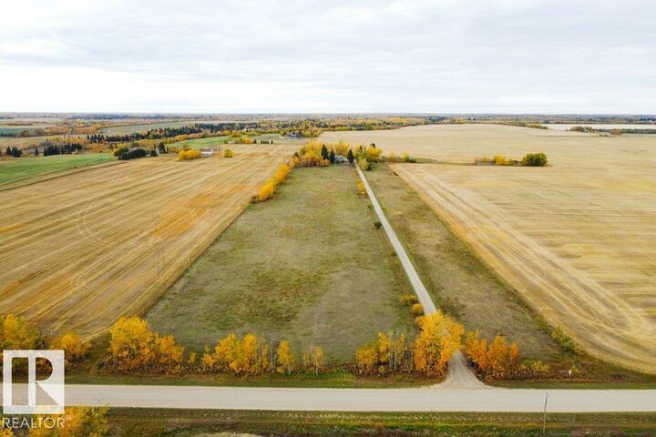 55118 Rge Road 22  Rural Lac Ste. Anne County AB T0E 1A0 photo
