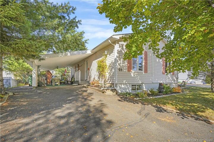 69 James Street  Fredericton NB E3G 5V6 photo