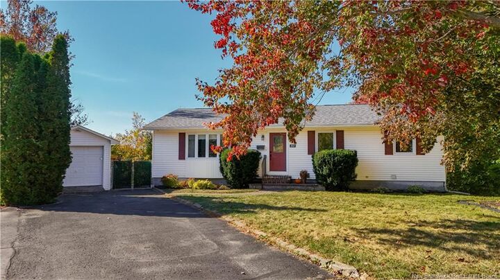 37 Mulberry Court  Fredericton NB E3A 5J1 photo