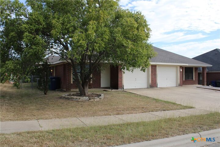 Property Photo:  203 Janelle Drive A-B  TX 76522 
