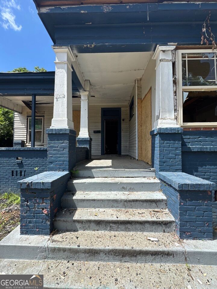 Property Photo: 1812 5th Avenue W GA 31201