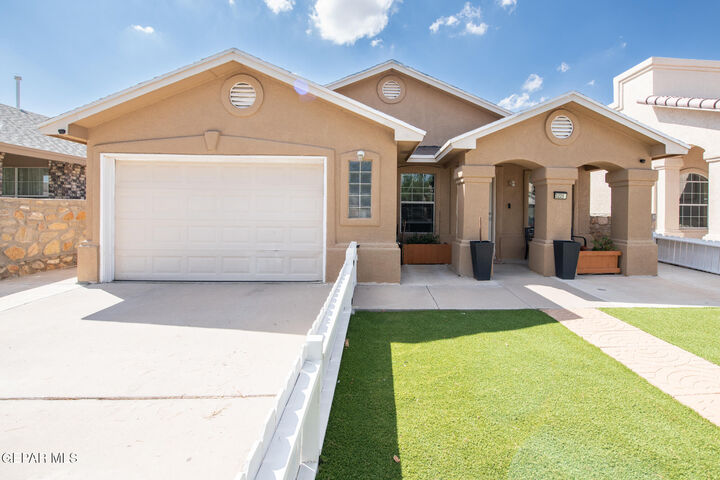 Property Photo: 3225 Manny Aguilera Drive TX 79936