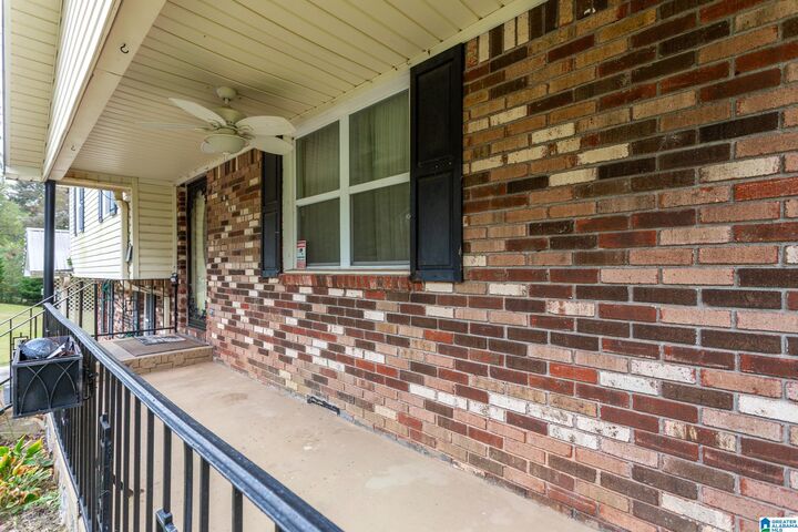 Property Photo: 210 Davis Street AL 35160