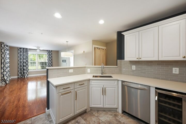 55 Potomac Dr  Bernards Twp. NJ 07920 photo