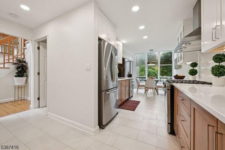 Property Photo:  8 Sherwood Dr  NJ 07046 