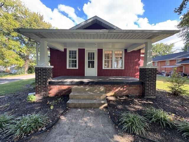 2510 Sunset Ln.  Henderson KY 42420 photo