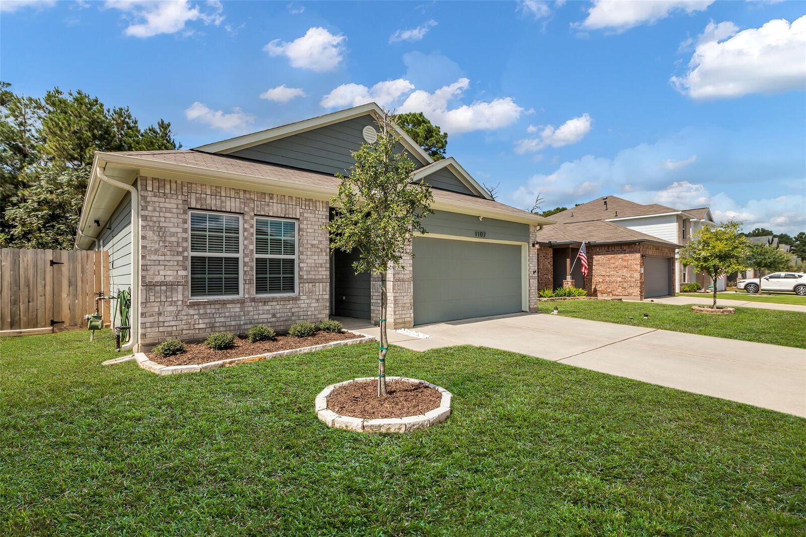 Property Photo: 1107 Grand Junction Drive TX 77375