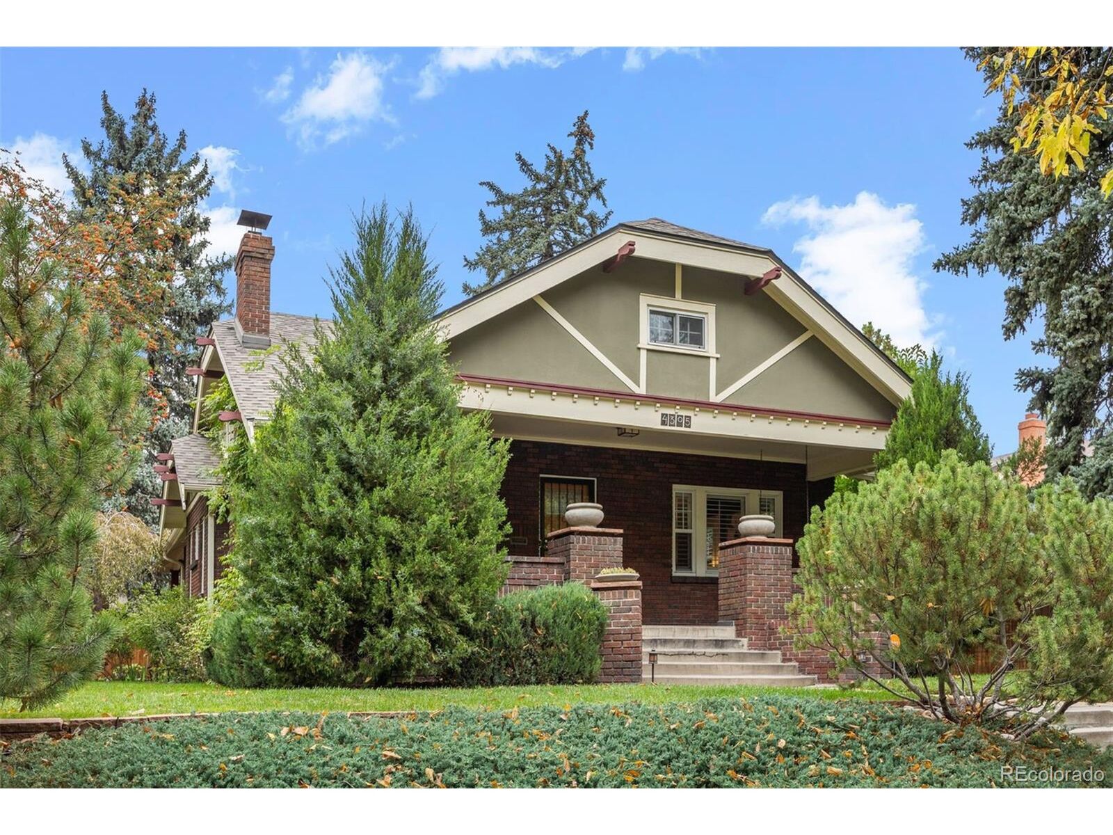 Property Photo:  4305 E 17th Avenue Pkwy  CO 80220 