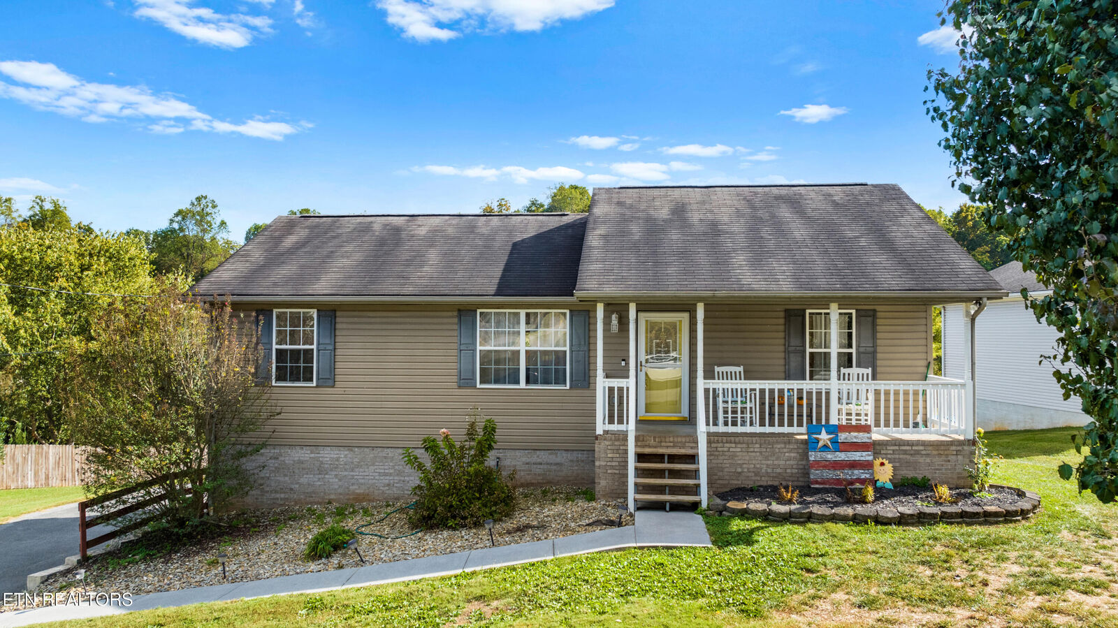 Property Photo:  517 Bowers Park Circle  TN 37920 