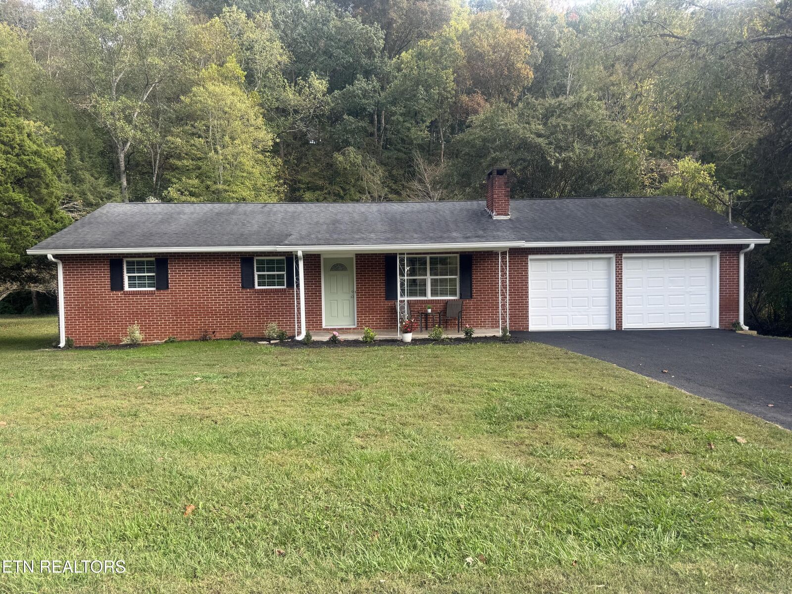 Property Photo:  3341 W Wolf Valley Rd  TN 37716 