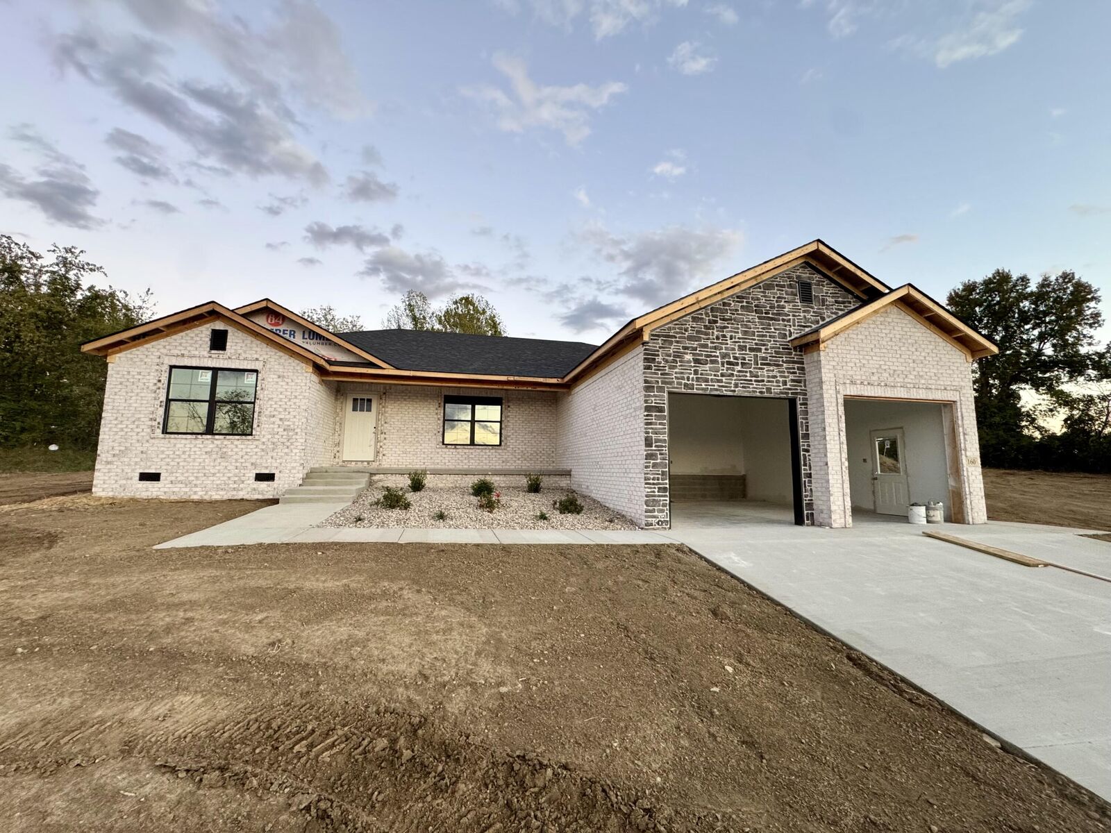 Property Photo:  160 Central Park Avenue  KY 40403