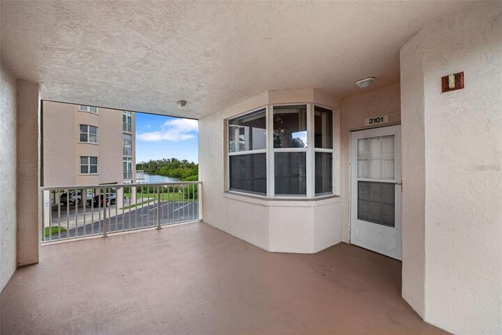 Property Photo:  6251 Shoreline Drive 2101  FL 33708