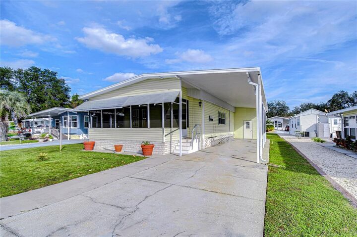 Property Photo: 4961 Britni Way FL 33541