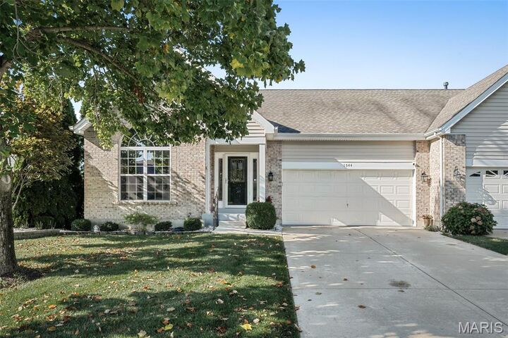 Property Photo: 1544 Ridgepointe Place Drive 174 MO 63367