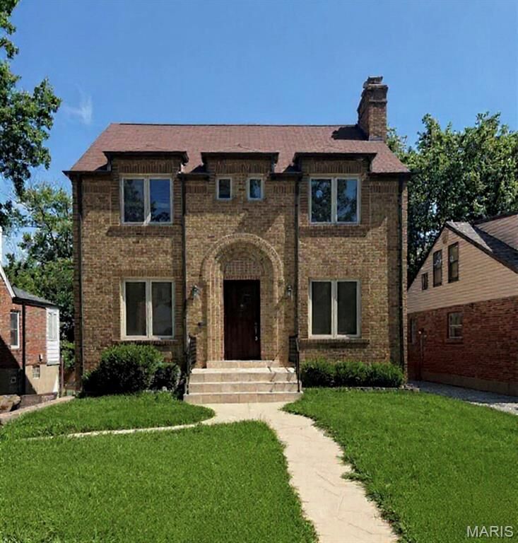 Property Photo: 7823 Stanford Avenue MO 63130