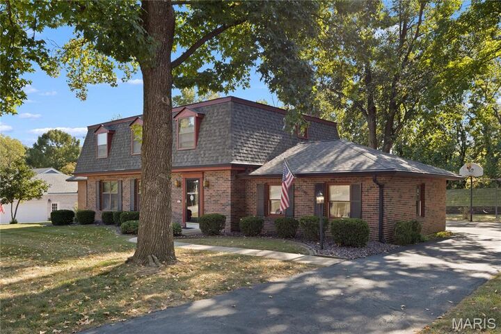 Property Photo: 912 Indian Hills Drive MO 63301