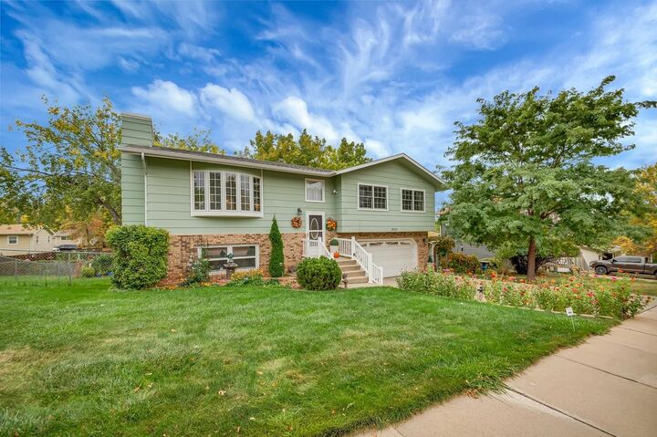 Property Photo: 2602 Tomahawk Drive SD 57702