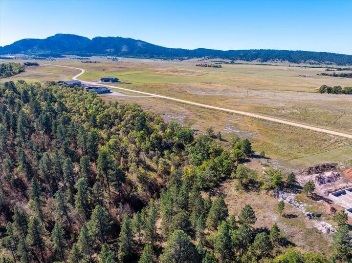 22992 Cedar Berry Avenue  Spearfish SD 57783 photo