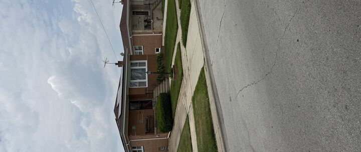 Property Photo:  508 Hoxie Avenue  IL 60409 