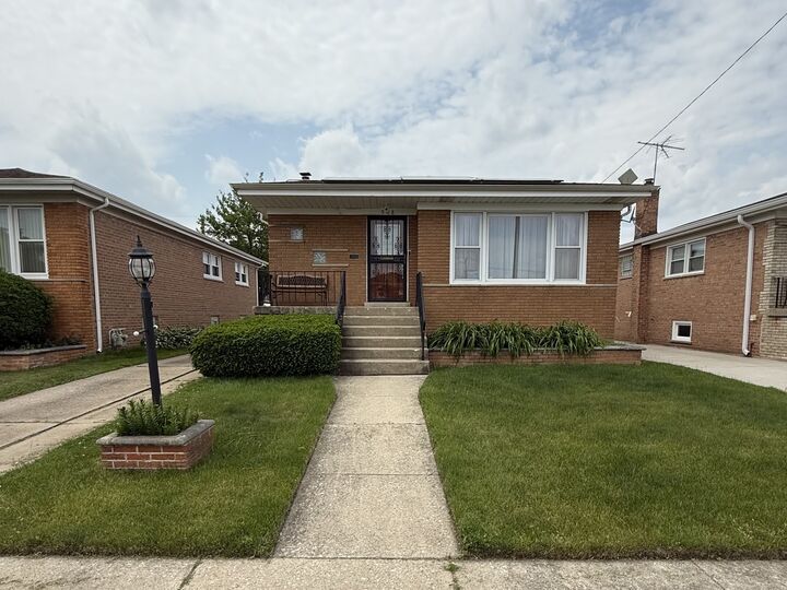 Property Photo: 508 Hoxie Avenue IL 60409