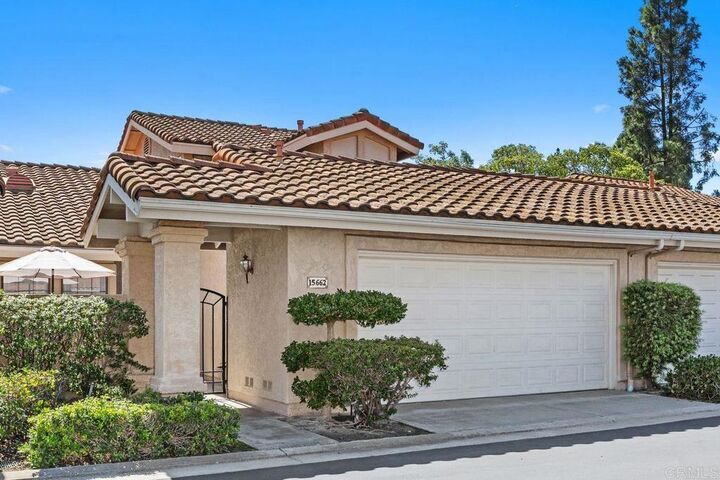 Property Photo: 15662 Via Calanova CA 92128