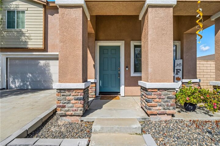 Property Photo:  23678 Cheyenne Canyon Drive  CA 92587 