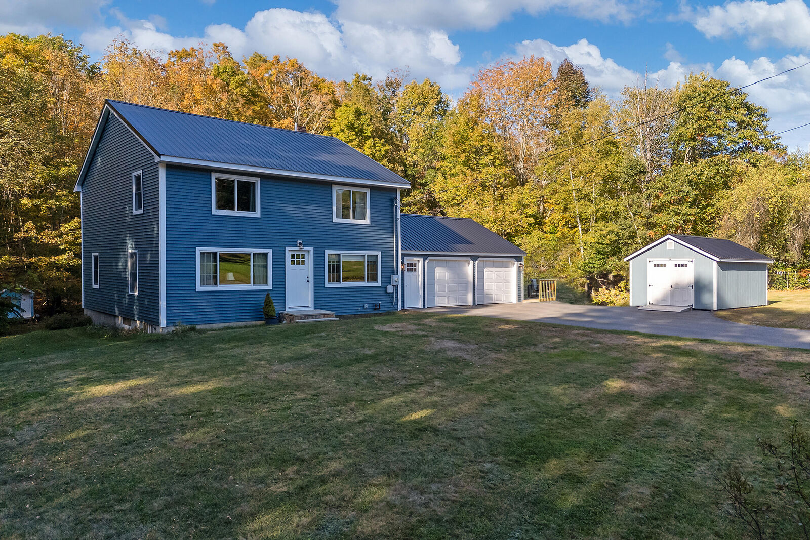 Property Photo: 10 Loon Pond Road ME 04280