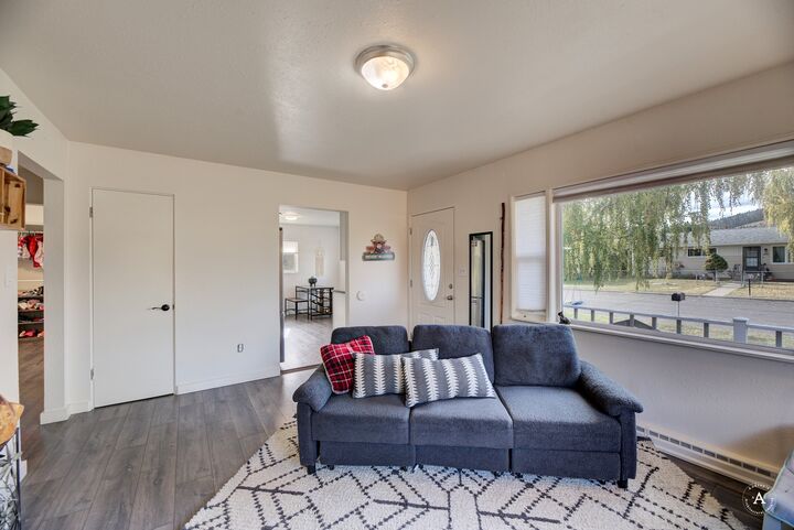 Property Photo: 1106 Hudson Street MT 59601