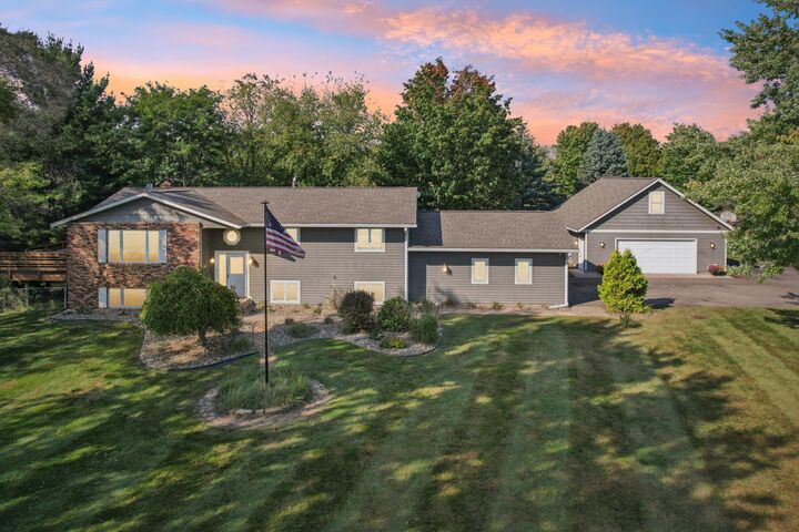 Property Photo: 935 Ridge Pass WI 54016