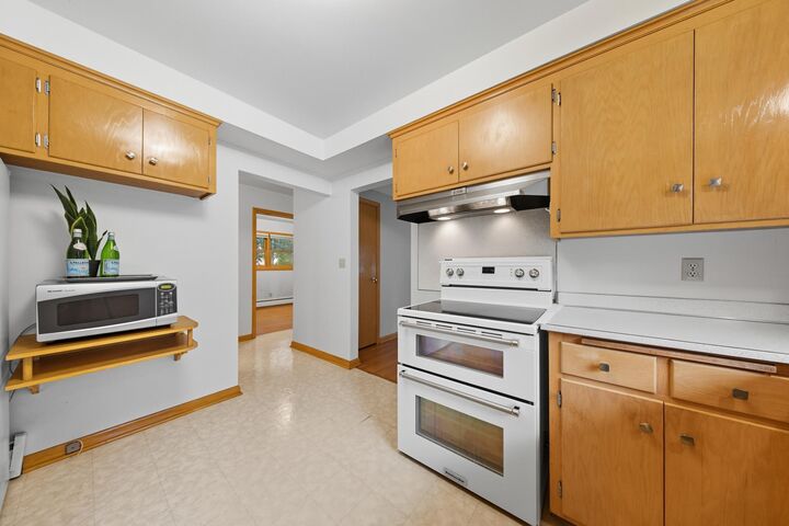 Property Photo: 7571 Stillwater Way N MN 55128