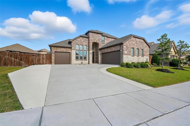 Photo de la propriété:  3680 Twin Pines Drive  TX 76065 