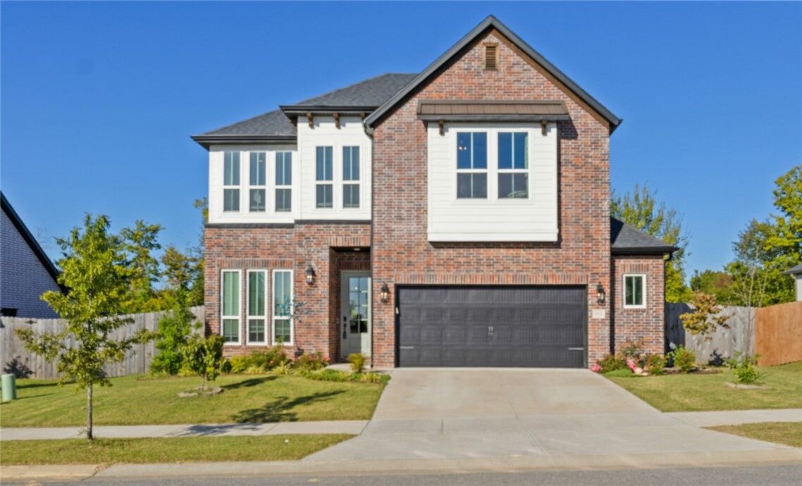 Property Photo: 2927 N Whistle Post Drive AR 72704