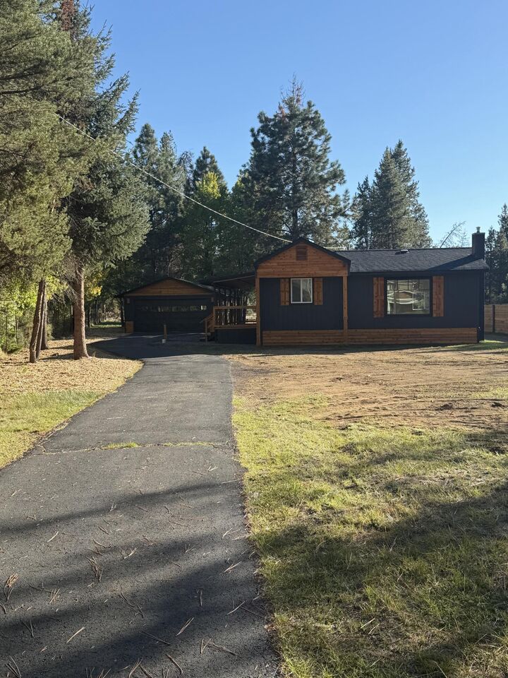 Property Photo: 17375 Scaup Drive OR 97707