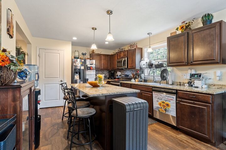 Property Photo:  156 Bayberry Cir  MA 01475 