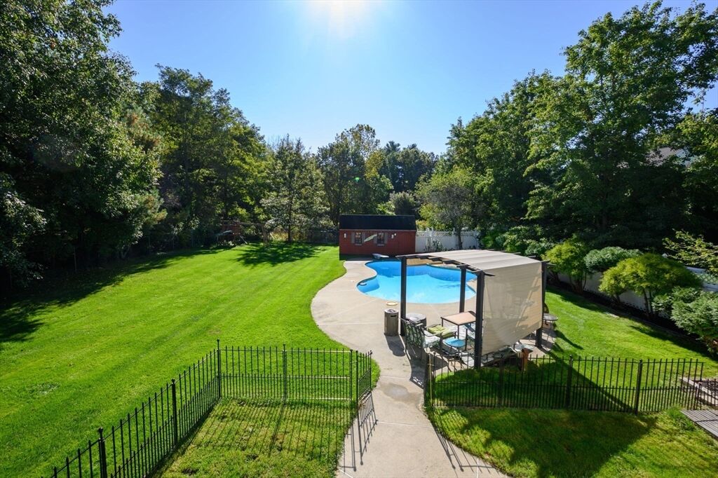 Property Photo:  6 Horton Drive  MA 02766 