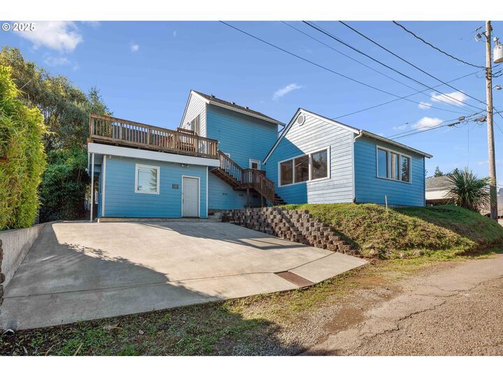 Property Photo:  584 Exchange St  OR 97459