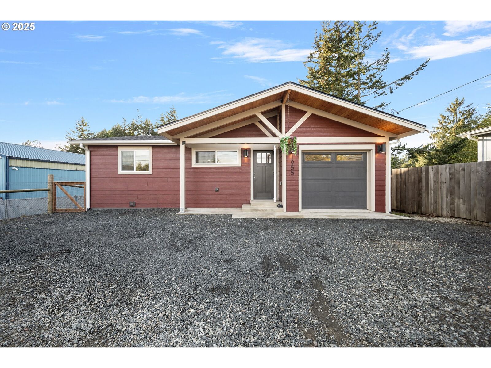 Property Photo:  1955 28th St  OR 97420