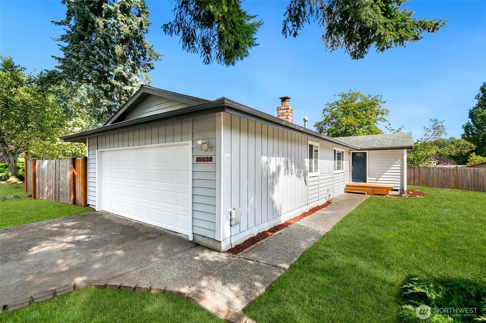 Property Photo:  15028  108th Place NE  WA 98011 