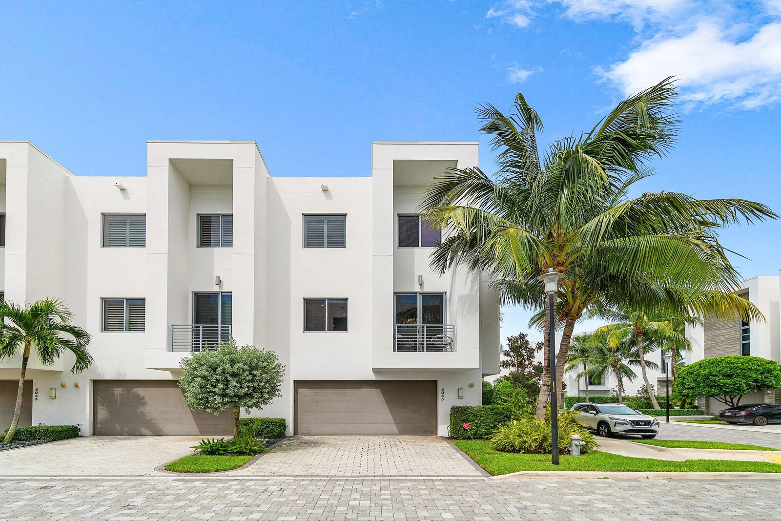 Property Photo: 4053 NW 17th Way FL 33431